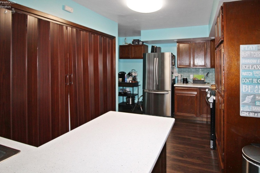 3778 Cliff Road, Port Clinton, 43452, 3 Bedrooms Bedrooms, ,1 BathroomBathrooms,Residential,For Sale,Cliff,20251116