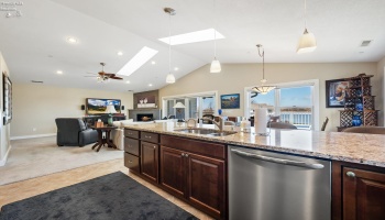 6011 Harbor Road, Marblehead, 43440, 3 Bedrooms Bedrooms, ,2 BathroomsBathrooms,Residential,For Sale,Harbor,20251469