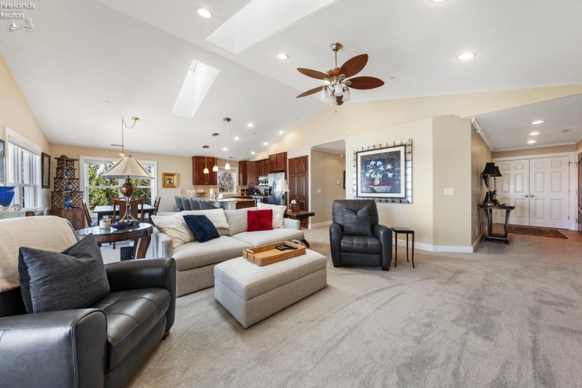 6011 Harbor Road, Marblehead, 43440, 3 Bedrooms Bedrooms, ,2 BathroomsBathrooms,Residential,For Sale,Harbor,20251469