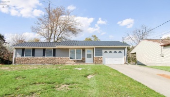 624 Shumaker Drive, Bellevue, 44811, 3 Bedrooms Bedrooms, ,2 BathroomsBathrooms,Residential,For Sale,Shumaker,20251482