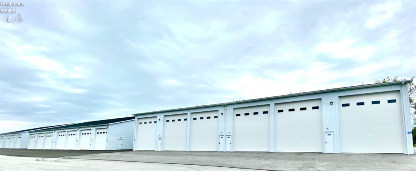 3720 Clean St, Port Clinton, 43452, ,Residential,For Sale,Clean St,20251477