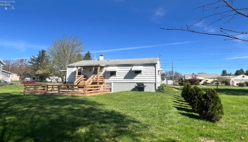 140 Davis Street, Tiffin, 44883, 3 Bedrooms Bedrooms, ,1 BathroomBathrooms,Residential,For Sale,Davis,20251447 140 Davis Street, Tiffin, 44883, 3 Bedrooms Bedrooms, ,1 BathroomBathrooms,Residential,For Sale,Davis,20251447
