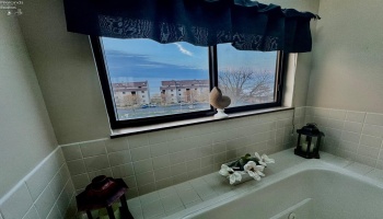 509 Lakeshore Drive, Port Clinton, 43452, 2 Bedrooms Bedrooms, ,2 BathroomsBathrooms,Residential,For Sale,Lakeshore,20251497
