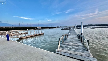 509 Lakeshore Drive, Port Clinton, 43452, 2 Bedrooms Bedrooms, ,2 BathroomsBathrooms,Residential,For Sale,Lakeshore,20251497