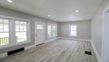 2615 Columbus Avenue, Sandusky, 44870, 2 Bedrooms Bedrooms, ,1 BathroomBathrooms,Residential,For Sale,Columbus,20251419
