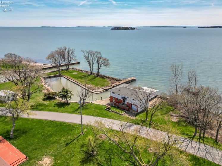 1270 Deist Road, Middle Bass Island, 43446, 4 Bedrooms Bedrooms, ,3 BathroomsBathrooms,Residential,For Sale,Deist,20251412