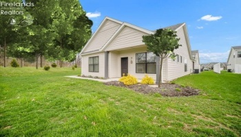 4077 Coventry Circle, Huron, 44839, 2 Bedrooms Bedrooms, ,2 BathroomsBathrooms,Residential,For Sale,Coventry,20251253