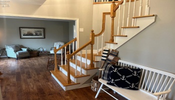 Open Foyer. Open Foyer.