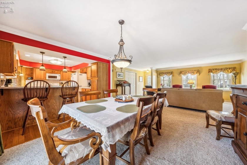 4255 Chatham Drive, Port Clinton, 43452, 3 Bedrooms Bedrooms, ,3 BathroomsBathrooms,Residential,For Sale,Chatham,20251450