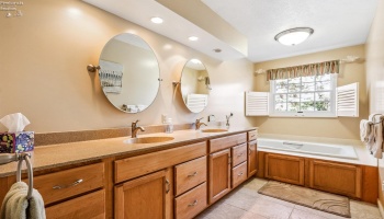 4255 Chatham Drive, Port Clinton, 43452, 3 Bedrooms Bedrooms, ,3 BathroomsBathrooms,Residential,For Sale,Chatham,20251450 4255 Chatham Drive, Port Clinton, 43452, 3 Bedrooms Bedrooms, ,3 BathroomsBathrooms,Residential,For Sale,Chatham,20251450