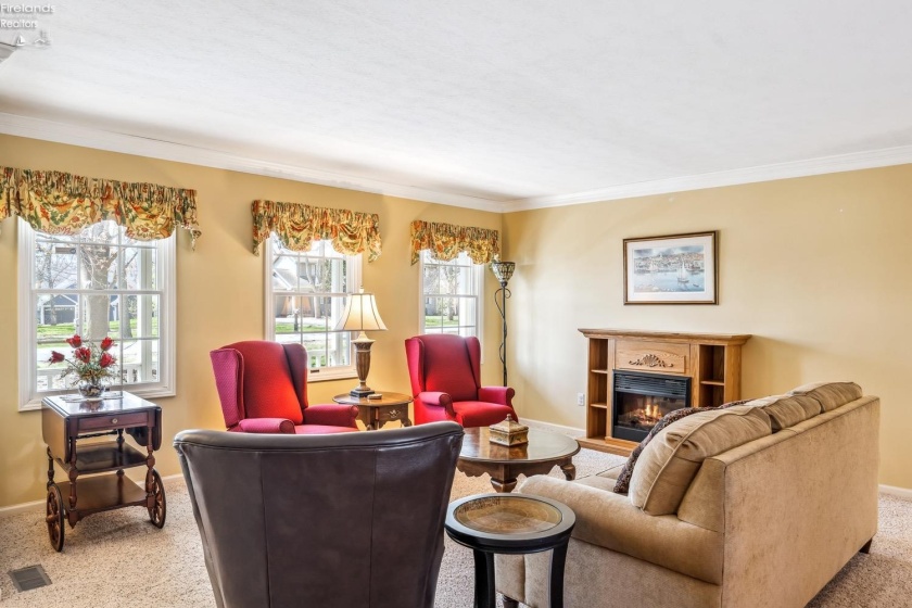 4255 Chatham Drive, Port Clinton, 43452, 3 Bedrooms Bedrooms, ,3 BathroomsBathrooms,Residential,For Sale,Chatham,20251450