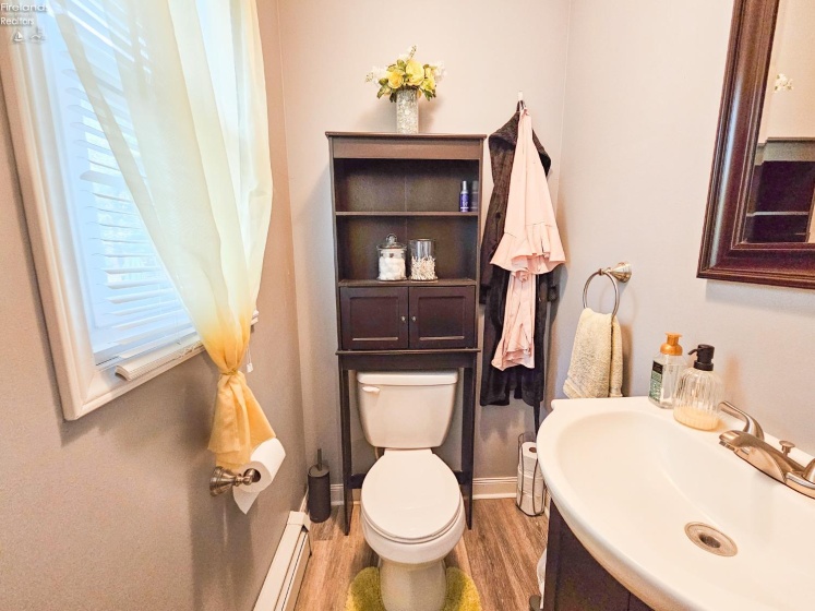 557 Maple Street, Clyde, 43410, 4 Bedrooms Bedrooms, ,2 BathroomsBathrooms,Residential,For Sale,Maple,20251436