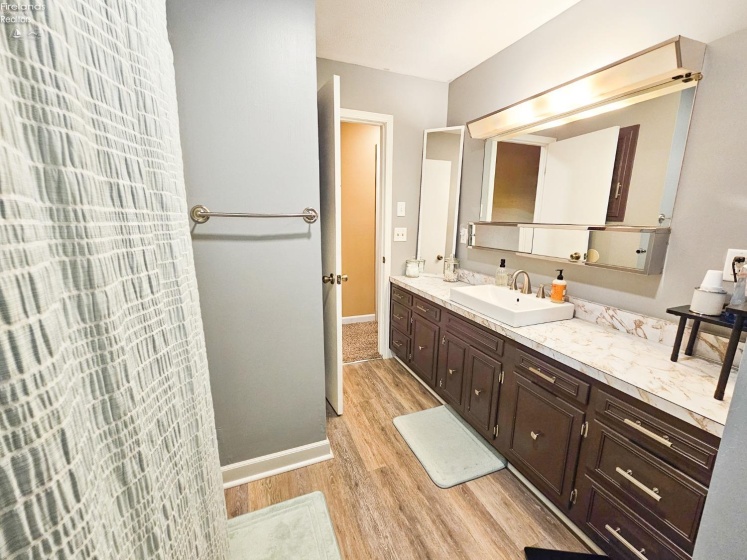 557 Maple Street, Clyde, 43410, 4 Bedrooms Bedrooms, ,2 BathroomsBathrooms,Residential,For Sale,Maple,20251436