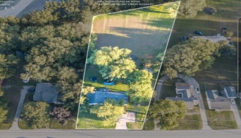 557 Maple Street, Clyde, 43410, 4 Bedrooms Bedrooms, ,2 BathroomsBathrooms,Residential,For Sale,Maple,20251436 557 Maple Street, Clyde, 43410, 4 Bedrooms Bedrooms, ,2 BathroomsBathrooms,Residential,For Sale,Maple,20251436