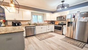 557 Maple Street, Clyde, 43410, 4 Bedrooms Bedrooms, ,2 BathroomsBathrooms,Residential,For Sale,Maple,20251436 557 Maple Street, Clyde, 43410, 4 Bedrooms Bedrooms, ,2 BathroomsBathrooms,Residential,For Sale,Maple,20251436