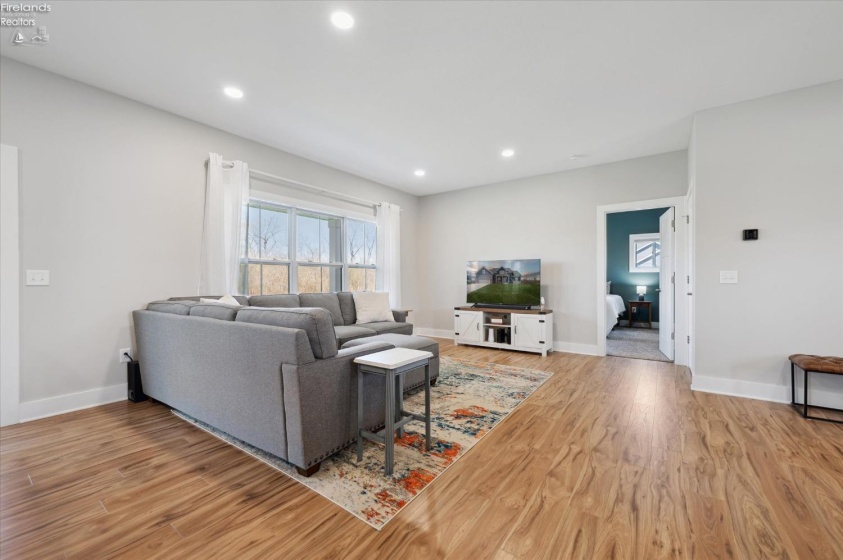 2226 Harbor Bay Drive, Marblehead, 43440, 4 Bedrooms Bedrooms, ,3 BathroomsBathrooms,Residential,For Sale,Harbor Bay,20251315