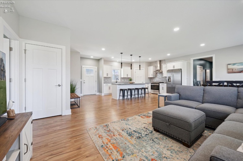 2226 Harbor Bay Drive, Marblehead, 43440, 4 Bedrooms Bedrooms, ,3 BathroomsBathrooms,Residential,For Sale,Harbor Bay,20251315