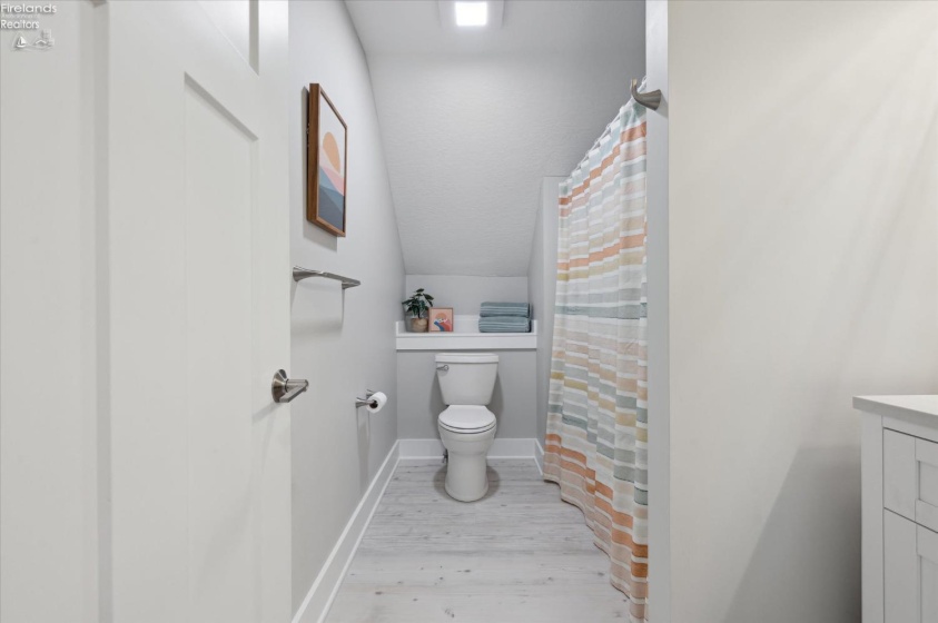2226 Harbor Bay Drive, Marblehead, 43440, 4 Bedrooms Bedrooms, ,3 BathroomsBathrooms,Residential,For Sale,Harbor Bay,20251315