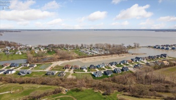 2226 Harbor Bay Drive, Marblehead, 43440, 4 Bedrooms Bedrooms, ,3 BathroomsBathrooms,Residential,For Sale,Harbor Bay,20251315