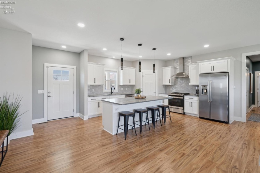 2226 Harbor Bay Drive, Marblehead, 43440, 4 Bedrooms Bedrooms, ,3 BathroomsBathrooms,Residential,For Sale,Harbor Bay,20251315