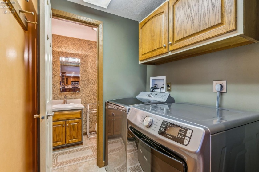 6226 County Highway 106, Upper Sandusky, 43351, 4 Bedrooms Bedrooms, ,3 BathroomsBathrooms,Residential,For Sale,County Highway 106,20251389