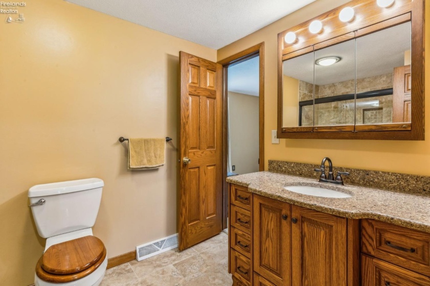 6226 County Highway 106, Upper Sandusky, 43351, 4 Bedrooms Bedrooms, ,3 BathroomsBathrooms,Residential,For Sale,County Highway 106,20251389