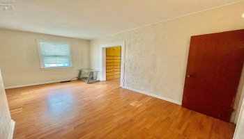 418 Spring Street, Clyde, 43410, 3 Bedrooms Bedrooms, ,1 BathroomBathrooms,Residential,For Sale,Spring,20251420 418 Spring Street, Clyde, 43410, 3 Bedrooms Bedrooms, ,1 BathroomBathrooms,Residential,For Sale,Spring,20251420
