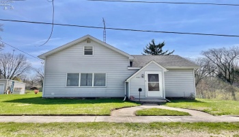 418 Spring Street, Clyde, 43410, 3 Bedrooms Bedrooms, ,1 BathroomBathrooms,Residential,For Sale,Spring,20251420 418 Spring Street, Clyde, 43410, 3 Bedrooms Bedrooms, ,1 BathroomBathrooms,Residential,For Sale,Spring,20251420
