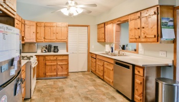 1371 Hollyview Drive, Vermilion, 44089, 3 Bedrooms Bedrooms, ,1 BathroomBathrooms,Residential,For Sale,Hollyview,20251432 1371 Hollyview Drive, Vermilion, 44089, 3 Bedrooms Bedrooms, ,1 BathroomBathrooms,Residential,For Sale,Hollyview,20251432