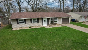 1371 Hollyview Drive, Vermilion, 44089, 3 Bedrooms Bedrooms, ,1 BathroomBathrooms,Residential,For Sale,Hollyview,20251432 1371 Hollyview Drive, Vermilion, 44089, 3 Bedrooms Bedrooms, ,1 BathroomBathrooms,Residential,For Sale,Hollyview,20251432