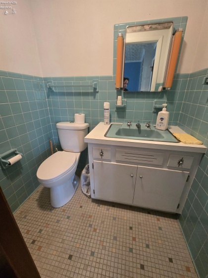 1218 Marlboro Street, Sandusky, 44870, 3 Bedrooms Bedrooms, ,2 BathroomsBathrooms,Residential,For Sale,Marlboro,20251452