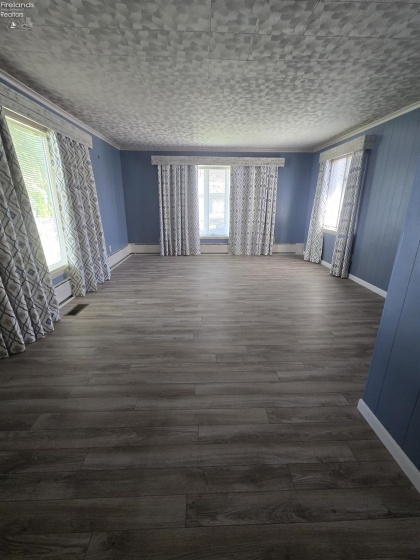 1218 Marlboro Street, Sandusky, 44870, 3 Bedrooms Bedrooms, ,2 BathroomsBathrooms,Residential,For Sale,Marlboro,20251452