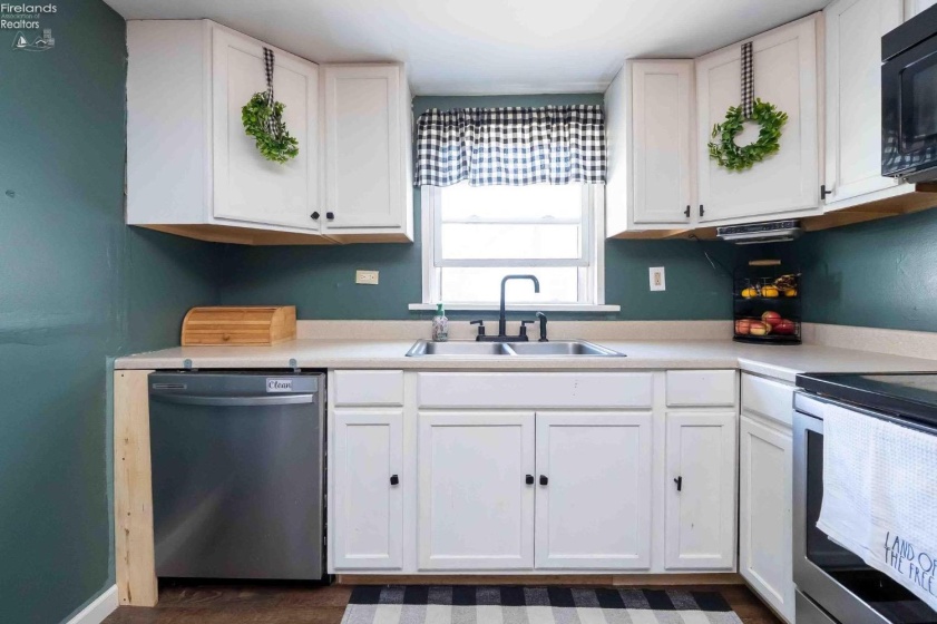 136 Birdseye Street, Clyde, 43410, 3 Bedrooms Bedrooms, ,1 BathroomBathrooms,Residential,For Sale,Birdseye,20251395