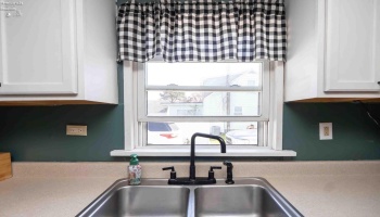 136 Birdseye Street, Clyde, 43410, 3 Bedrooms Bedrooms, ,1 BathroomBathrooms,Residential,For Sale,Birdseye,20251395 136 Birdseye Street, Clyde, 43410, 3 Bedrooms Bedrooms, ,1 BathroomBathrooms,Residential,For Sale,Birdseye,20251395