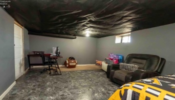 136 Birdseye Street, Clyde, 43410, 3 Bedrooms Bedrooms, ,1 BathroomBathrooms,Residential,For Sale,Birdseye,20251395 136 Birdseye Street, Clyde, 43410, 3 Bedrooms Bedrooms, ,1 BathroomBathrooms,Residential,For Sale,Birdseye,20251395