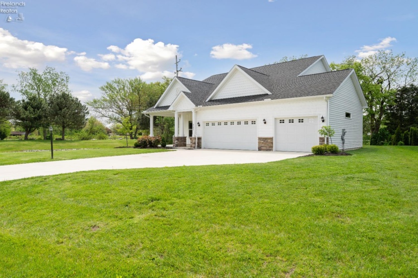 4340 McKenna Lane, Port Clinton, 43452, 3 Bedrooms Bedrooms, ,2 BathroomsBathrooms,Residential,For Sale,McKenna,20251441