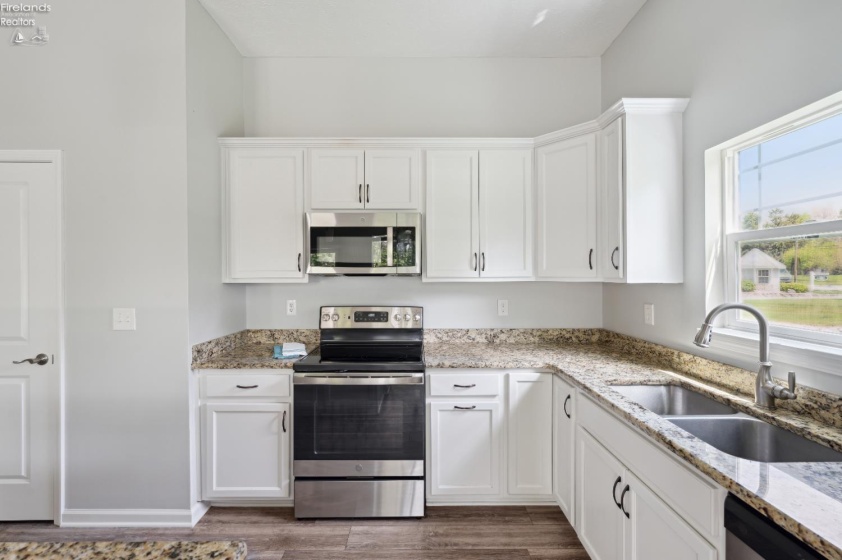 4340 McKenna Lane, Port Clinton, 43452, 3 Bedrooms Bedrooms, ,2 BathroomsBathrooms,Residential,For Sale,McKenna,20251441