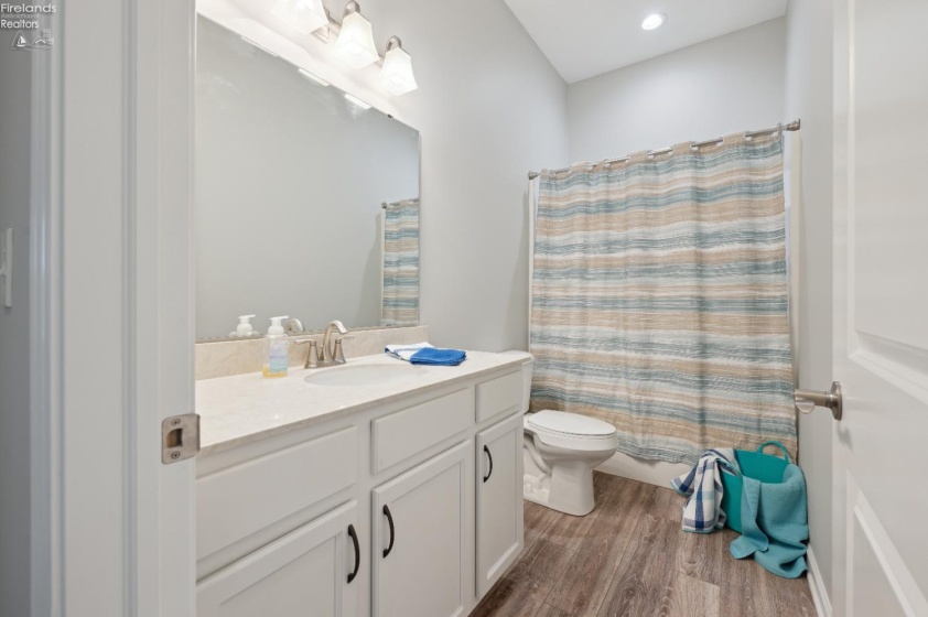 4340 McKenna Lane, Port Clinton, 43452, 3 Bedrooms Bedrooms, ,2 BathroomsBathrooms,Residential,For Sale,McKenna,20251441