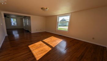 128 Benton Street, Oak Harbor, 43449, 3 Bedrooms Bedrooms, ,1 BathroomBathrooms,Residential,For Sale,Benton,20251357