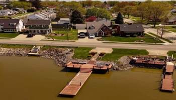 5106 Ottawa River Road, Toledo, 43611, 2 Bedrooms Bedrooms, ,2 BathroomsBathrooms,Residential,For Sale,Ottawa River Road,20251507