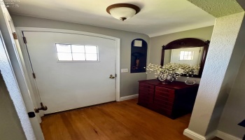 5106 Ottawa River Road, Toledo, 43611, 2 Bedrooms Bedrooms, ,2 BathroomsBathrooms,Residential,For Sale,Ottawa River Road,20251507