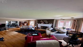 5106 Ottawa River Road, Toledo, 43611, 2 Bedrooms Bedrooms, ,2 BathroomsBathrooms,Residential,For Sale,Ottawa River Road,20251507