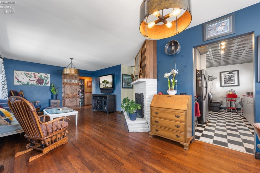 321 Paul Street, Marblehead, 43440, ,2 BathroomsBathrooms,Residential,For Sale,Paul,20251511