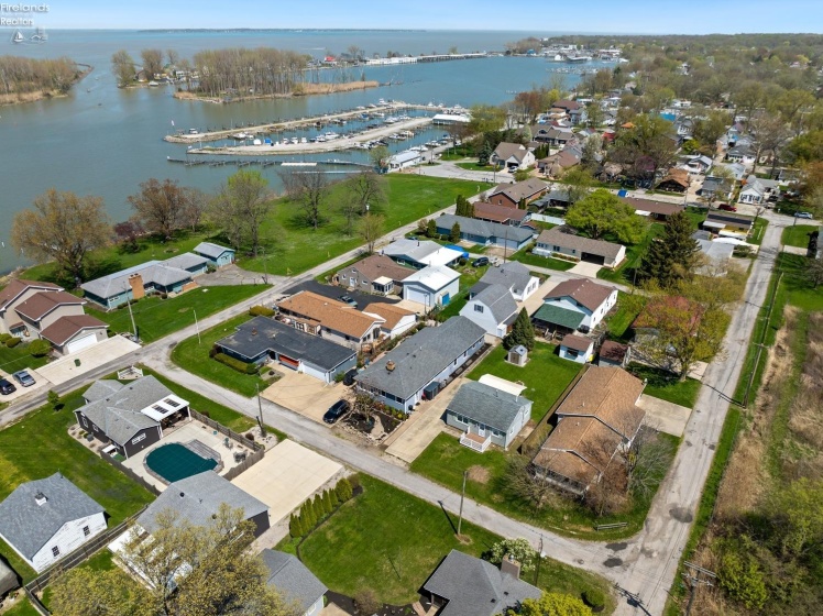 321 Paul Street, Marblehead, 43440, ,2 BathroomsBathrooms,Residential,For Sale,Paul,20251511