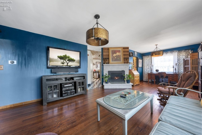 321 Paul Street, Marblehead, 43440, ,2 BathroomsBathrooms,Residential,For Sale,Paul,20251511