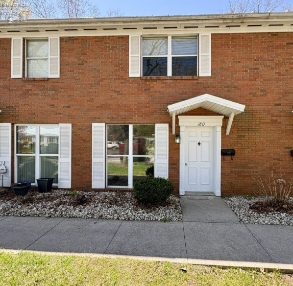 180 Gibson Court, Tiffin, 44883, 2 Bedrooms Bedrooms, ,2 BathroomsBathrooms,Residential,For Sale,Gibson,20251513