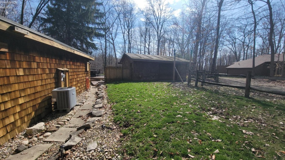 305 South Trail, Tiffin, 44883, 4 Bedrooms Bedrooms, ,3 BathroomsBathrooms,Residential,For Sale,South,20251291