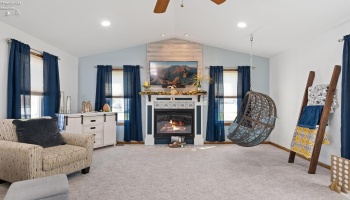 422 James Street, Marblehead, 43440, 4 Bedrooms Bedrooms, ,2 BathroomsBathrooms,Residential,For Sale,James,20251345