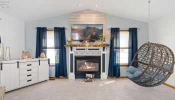 422 James Street, Marblehead, 43440, 4 Bedrooms Bedrooms, ,2 BathroomsBathrooms,Residential,For Sale,James,20251345