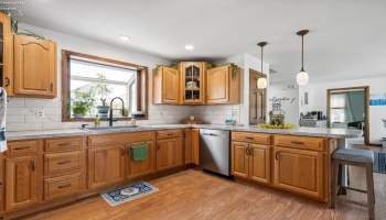 422 James Street, Marblehead, 43440, 4 Bedrooms Bedrooms, ,2 BathroomsBathrooms,Residential,For Sale,James,20251345
